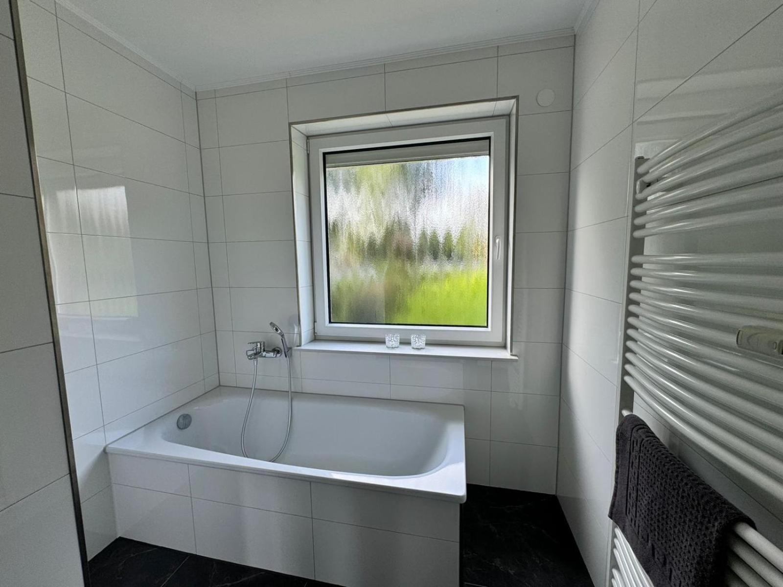 Traumhafte 2-Zimmer-Wohnung Nordenham Buitenkant foto